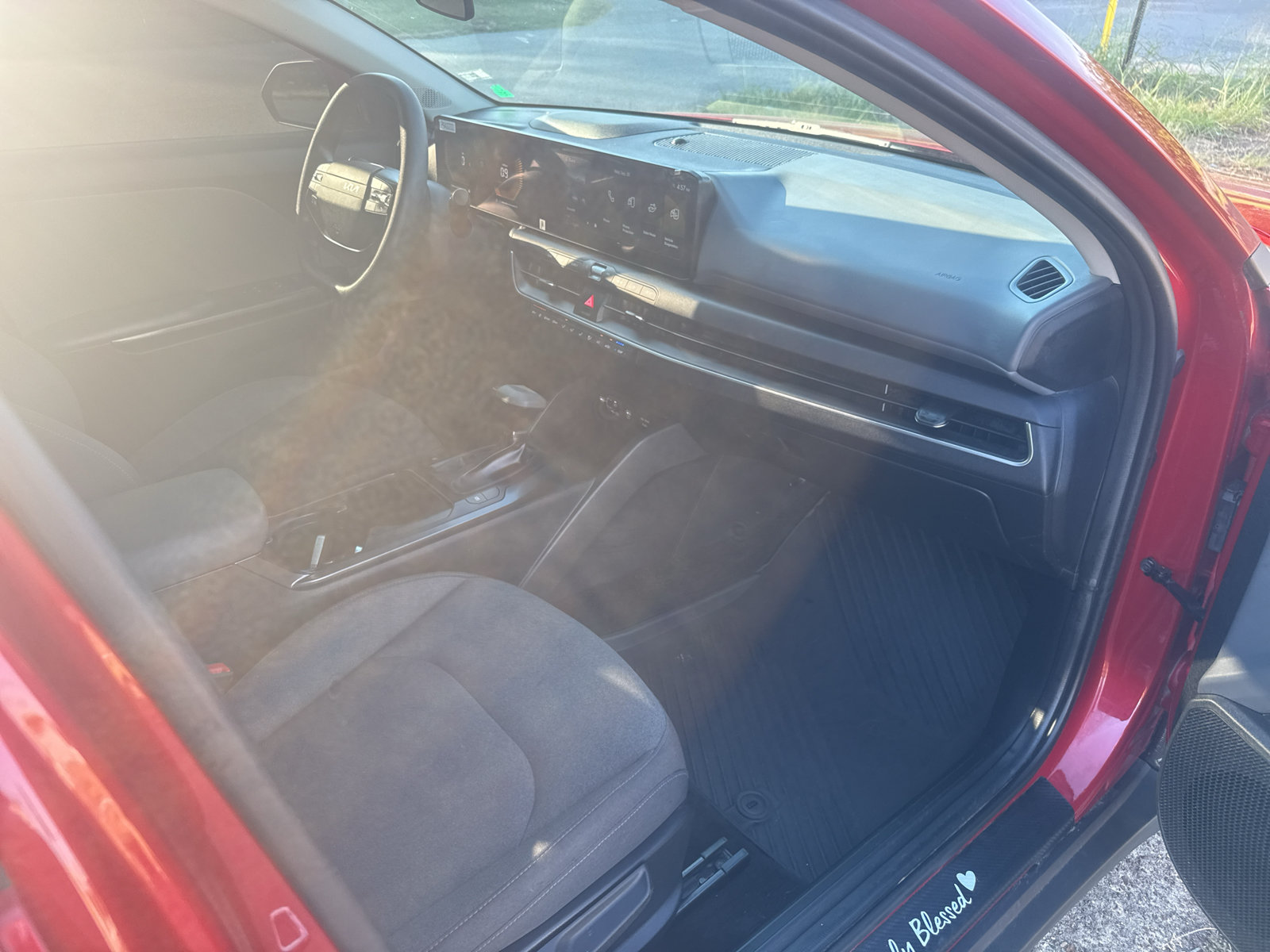 Used 2025 Kia K4 FWD image 23