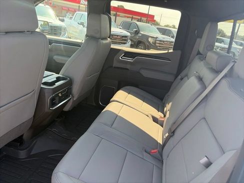 New 2026 GMC Sierra 1500 SLT w/ SLT Premium Plus Package AWD/4WD image 11
