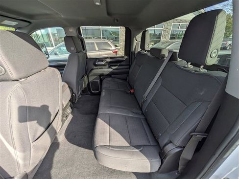 Used 2024 Chevrolet Silverado 2500 LT AWD/4WD image 20