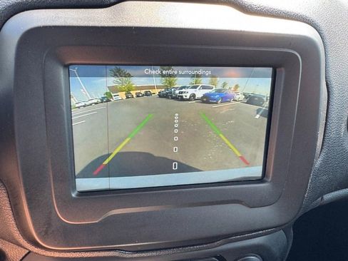 Used 2020 Jeep Renegade Latitude image 20