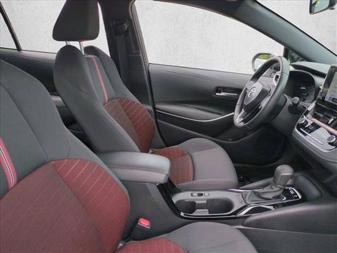 Used 2025 Toyota Corolla SE FWD image 19