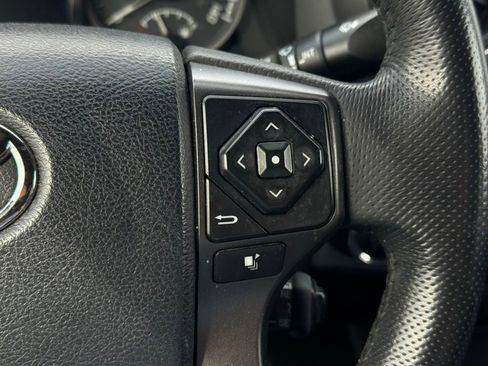 Used 2017 Toyota Tacoma TRD Sport w/ Premium & Technology Package AWD/4WD image 24