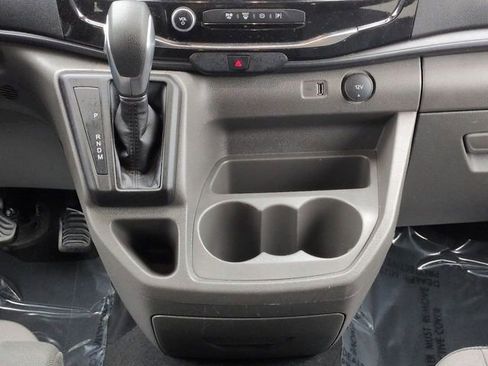 Used 2023 Ford Transit 350 XLT image 19