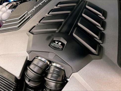 Used 2025 Lamborghini Urus SE image 16