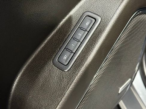 Used 2020 Chevrolet Tahoe LT image 20