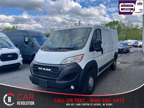 Used 2025 RAM ProMaster 2500 w/ Convenience Group FWD image 3