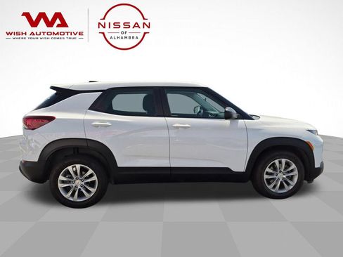 Used 2023 Chevrolet TrailBlazer LS FWD image 4