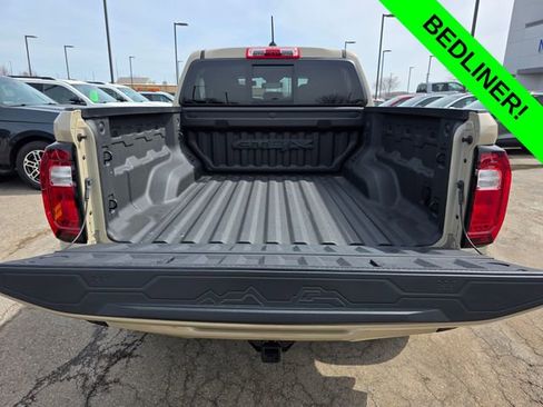 Used 2024 GMC Canyon AT4X AWD/4WD image 13