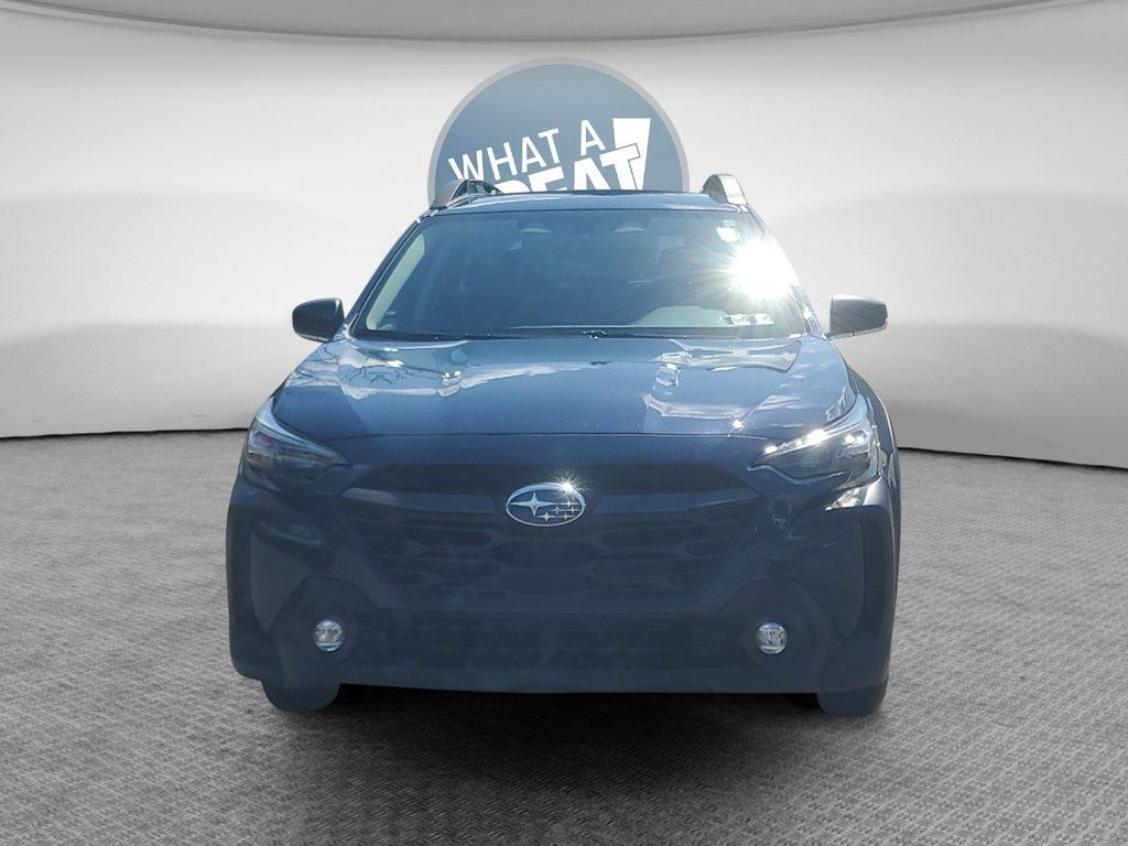Used 2025 Subaru Outback AWD/4WD image 9