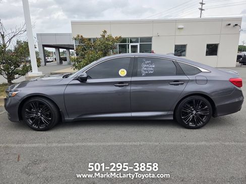 Used 2019 Honda Accord Sport image 6