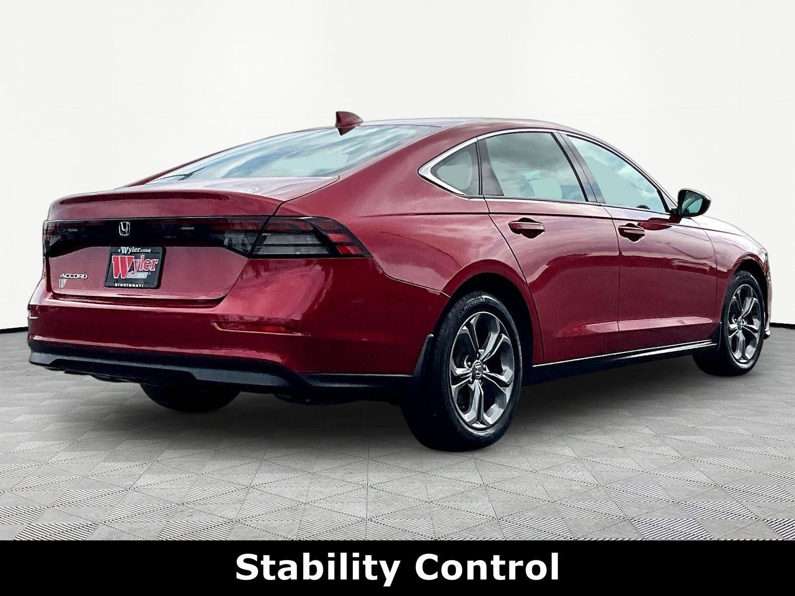 Used 2024 Honda Accord EX image 6