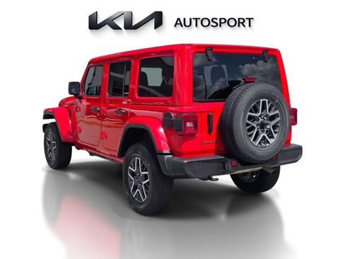 Used 2025 Jeep Wrangler Unlimited Sahara AWD/4WD image 10