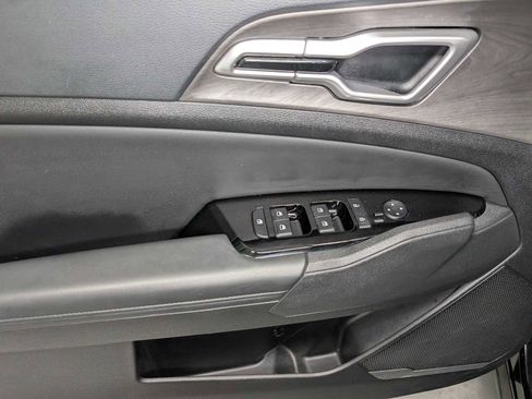 Certified 2024 Kia Sportage X-Line w/ X-Line Premium Package image 40