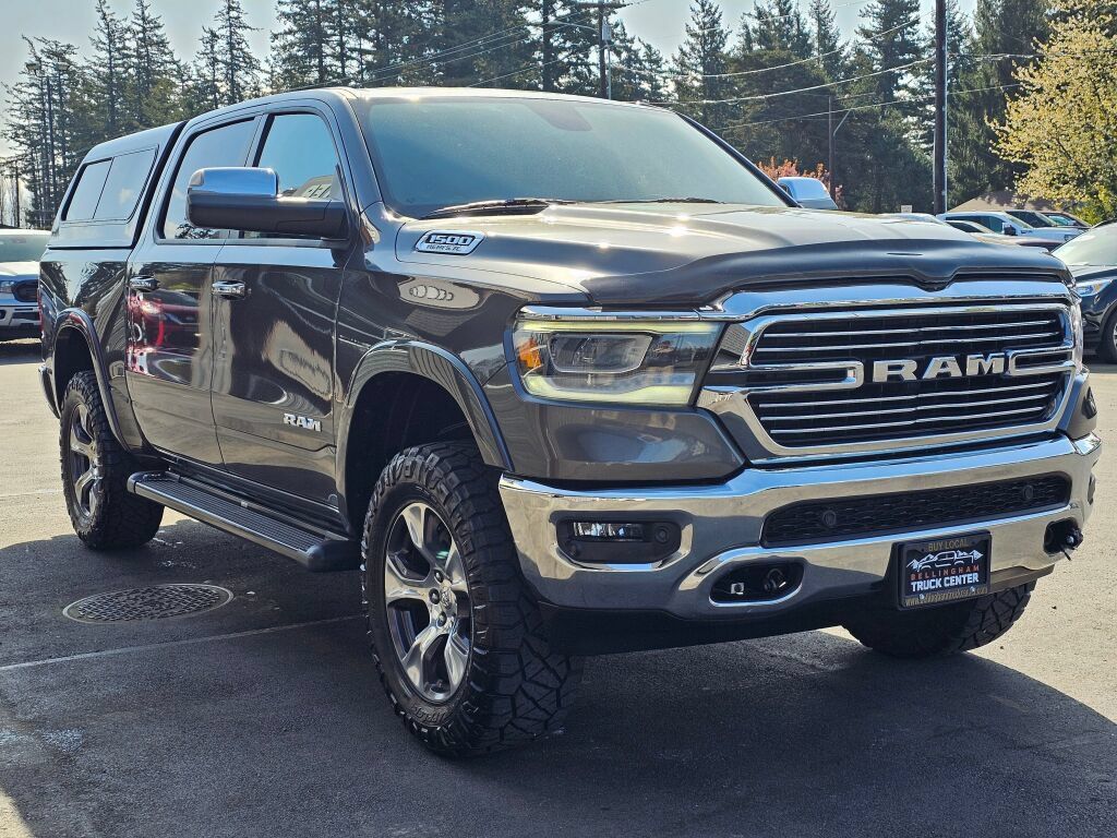 Used 2019 RAM 1500 Laramie AWD/4WD image 7