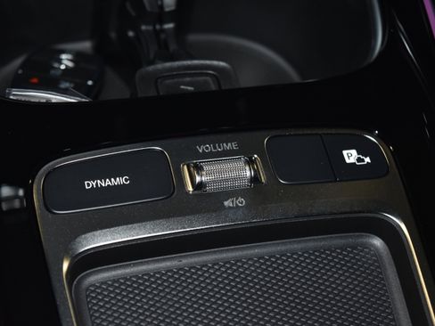 New 2026 Mercedes-Benz GLB 250 4MATIC image 14