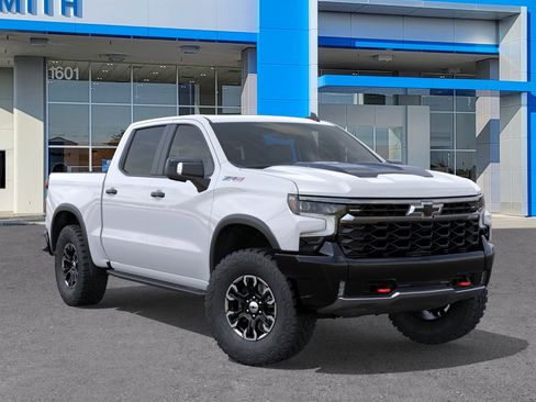 New 2026 Chevrolet Silverado 1500 ZR2 w/ LPO, Dark Essentials Package AWD/4WD image 31
