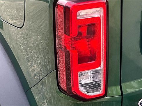 Used 2024 Ford Bronco Big Bend image 30