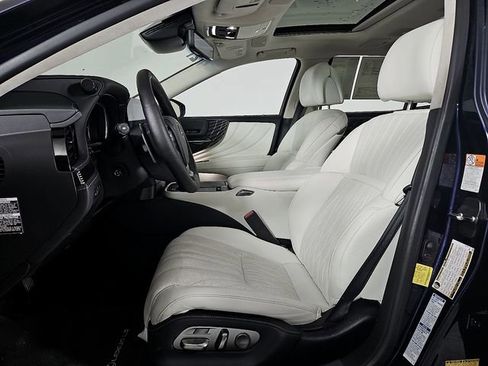 Used 2021 Lexus LS 500 AWD image 16