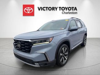 Used 2023 Honda Pilot Touring video 1
