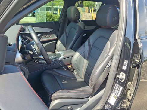 Used 2022 Mercedes-Benz GLC 43 AMG 4MATIC image 11