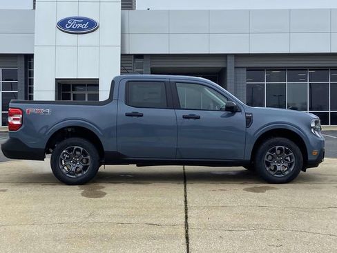 New 2026 Ford Maverick XLT w/ XLT Luxury Package AWD/4WD image 2