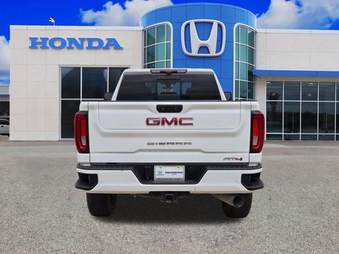 Used 2023 GMC Sierra 2500 AT4 w/ AT4 Premium Plus Package image 4