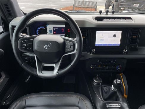 Used 2022 Ford Bronco Badlands w/ Sasquatch Package image 12