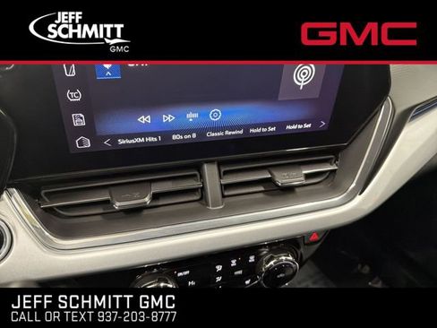 Certified 2025 Chevrolet Trax LT w/ LT Convenience Package image 22