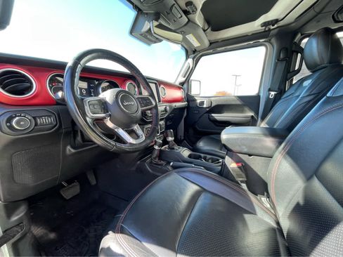 Used 2021 Jeep Wrangler Unlimited Rubicon image 2