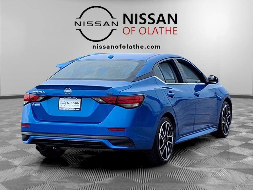 Used 2025 Nissan Sentra SR FWD image 28
