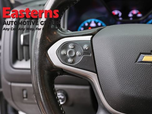 Used 2022 Chevrolet Colorado LT w/ Fleet Safety Package AWD/4WD image 14