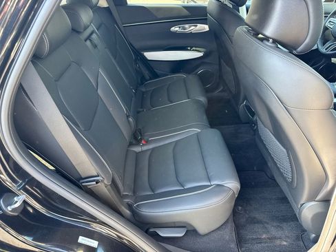 Used 2026 Genesis GV70 2.5T Advanced AWD/4WD image 15