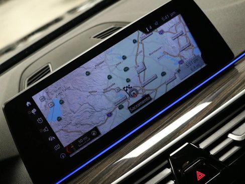 Used 2018 BMW 530i image 26