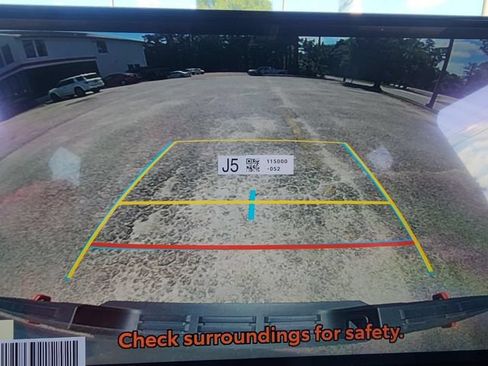 Used 2025 Toyota Tacoma TRD Sport AWD/4WD image 14