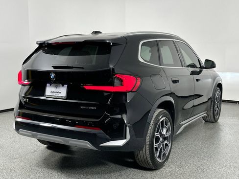 Certified 2025 BMW X1 xDrive28i w/ Premium Package image 5