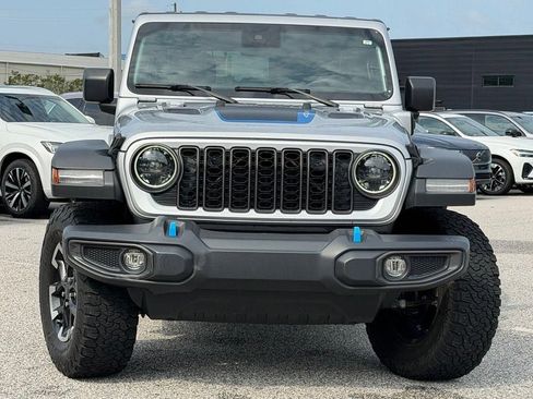 Used 2024 Jeep Wrangler Unlimited Rubicon 4xe AWD/4WD image 2