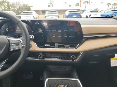 New 2026 Chevrolet Equinox ACTIV w/ Safety and Technology Package image 12