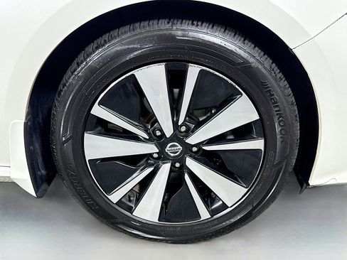 Used 2019 Nissan Altima 2.5 SL FWD image 32