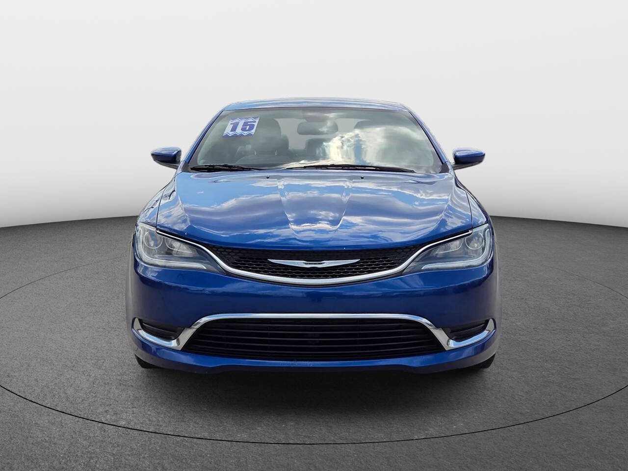 Used 2015 Chrysler 200 Limited FWD image 3