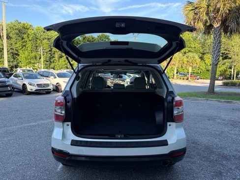 Used 2014 Subaru Forester 2.5i Touring AWD/4WD image 33