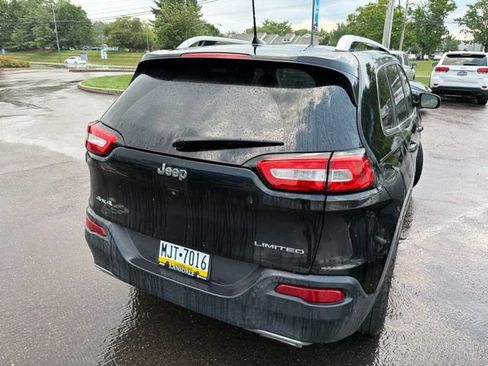 Used 2016 Jeep Cherokee Limited AWD/4WD image 10