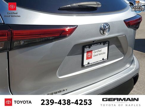 Used 2023 Toyota Highlander L image 17