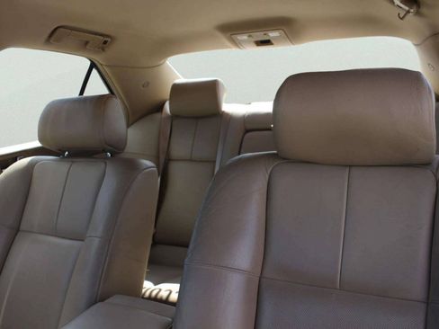 Used 2005 Cadillac STS RWD image 9