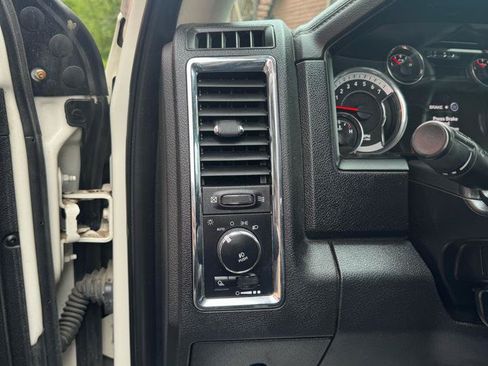 Used 2016 RAM 2500 Laramie w/ Sport Appearance Group AWD/4WD image 7