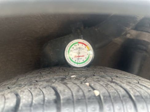 Certified 2023 Hyundai Venue Limited image 5