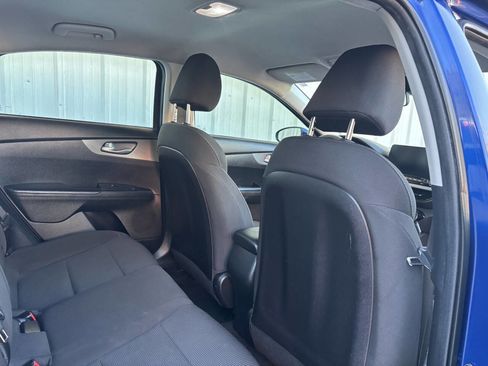 Used 2019 Kia Forte LXS image 17