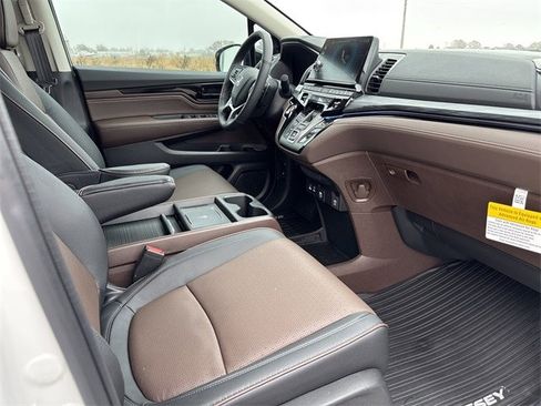 New 2026 Honda Odyssey Elite image 30