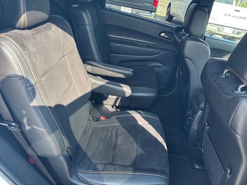Used 2025 Dodge Durango R/T AWD/4WD image 39