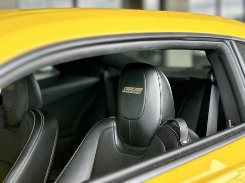 Used 2010 Chevrolet Camaro SS w/ RS Package RWD image 85