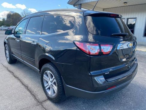 Used 2015 Chevrolet Traverse LT image 3